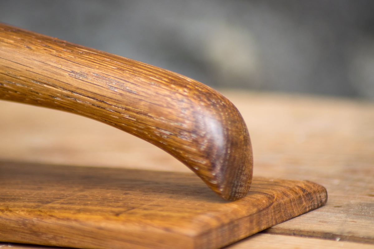 Bowman Lithics Signature Knife #023 – Green Sheen Obsidian with 400 Year Old German Oak Handle