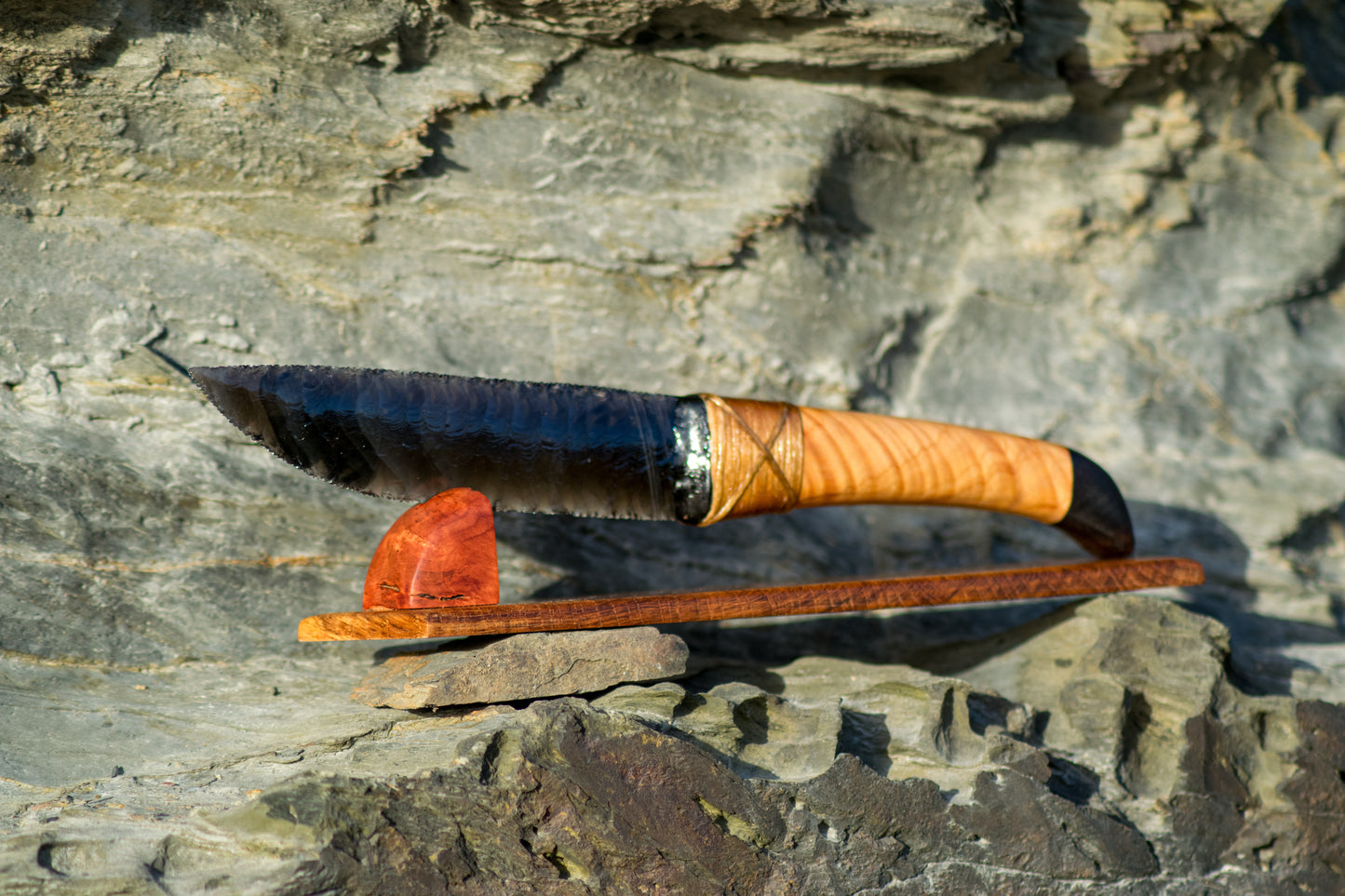 Bowman Lithics Signature Knife #017 – Rainbow Obsidian with English Oak, Australian Maple & Ebony