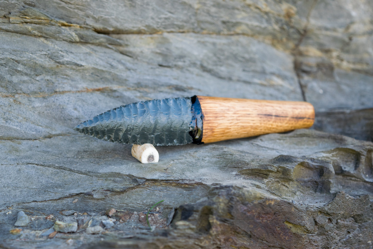 Iceman Dagger No.003 — Oregon Green Sheen Obsidian & English (Cornish) Oak