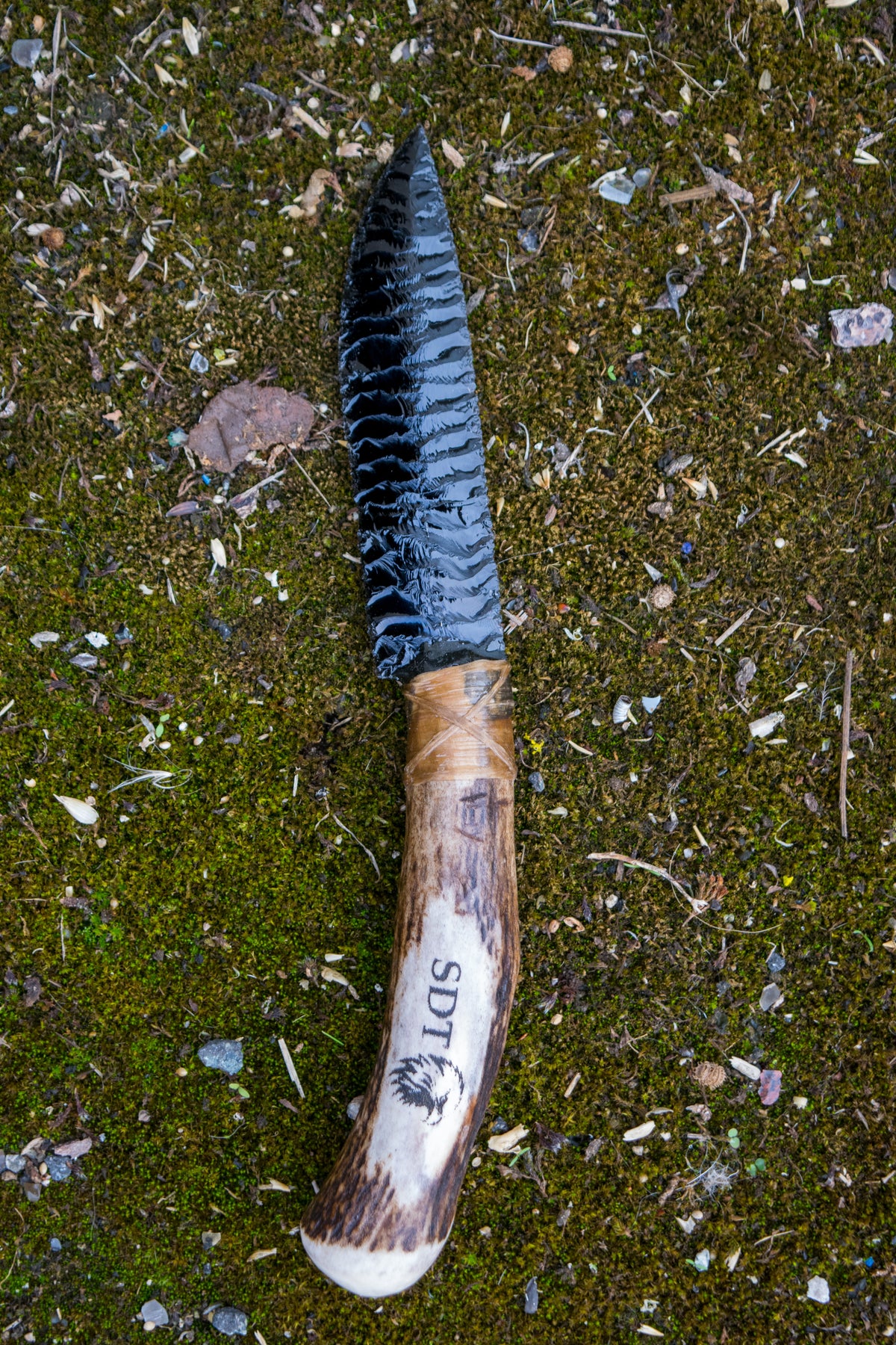 Bowman Lithics Signature Knife #024 – Black Obsidian with Custom Engraved Scottish Red Deer Antler Handle