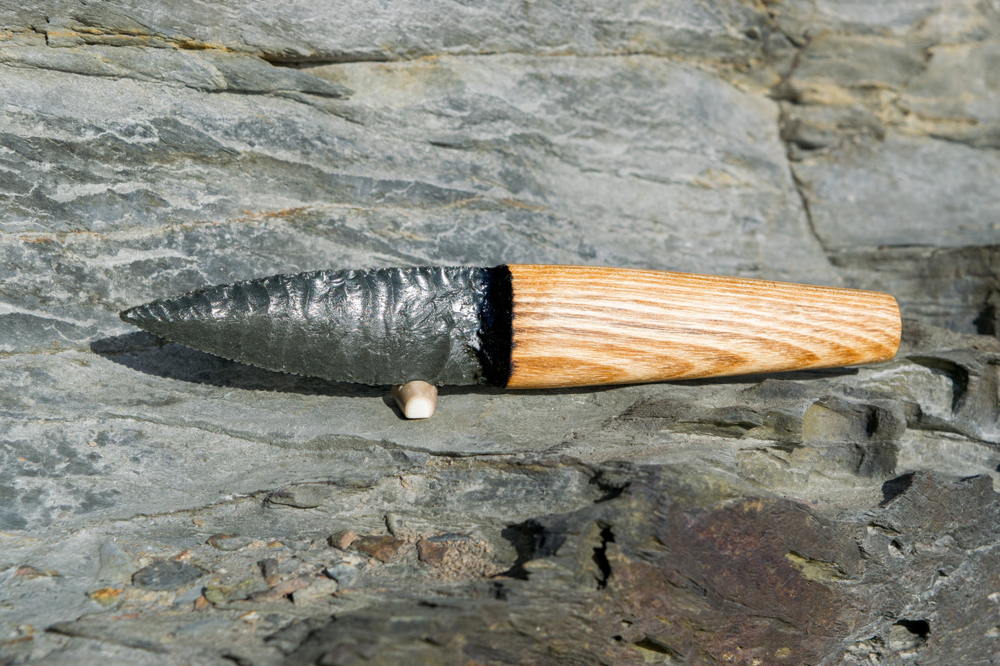 Iceman Dagger No.004 — Oregon Green Sheen Obsidian & English (Cornish) Olive Ash