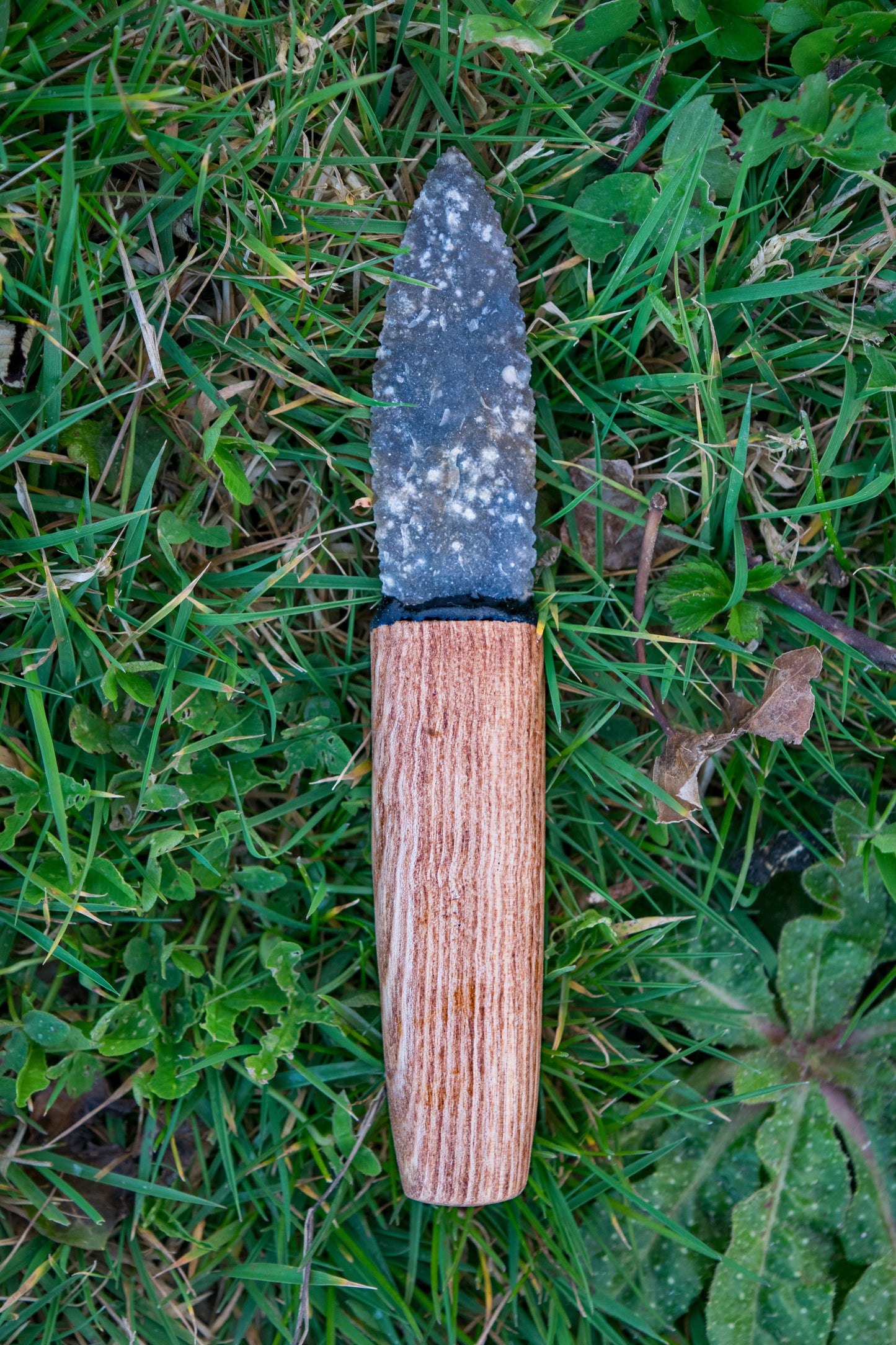Iceman Dagger No.001 — English Charmouth “Galaxy” Flint & Figured Croatian Ash