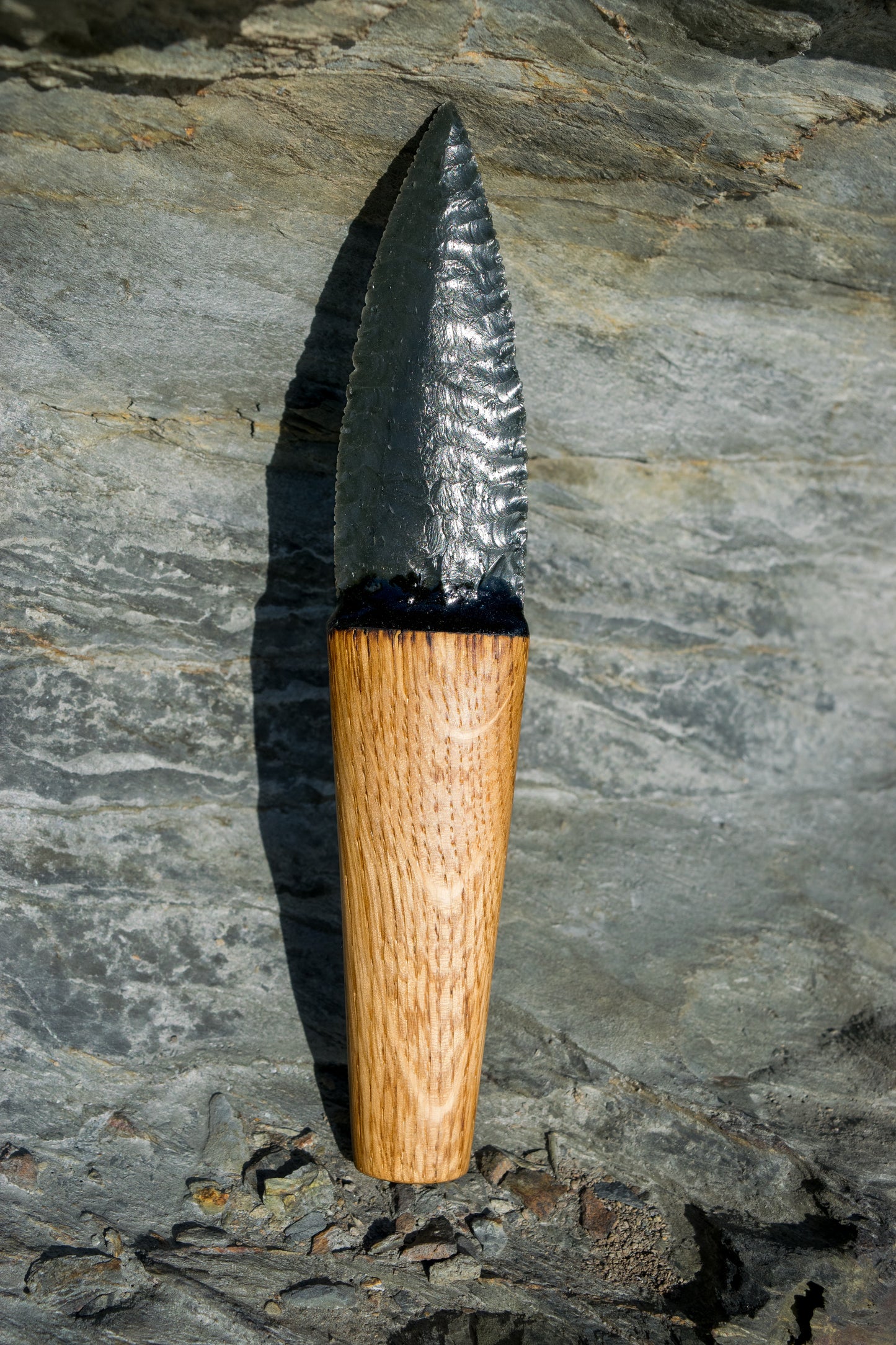 Iceman Dagger No.005 — Oregon Green Sheen Obsidian & English (Cornish) Oak