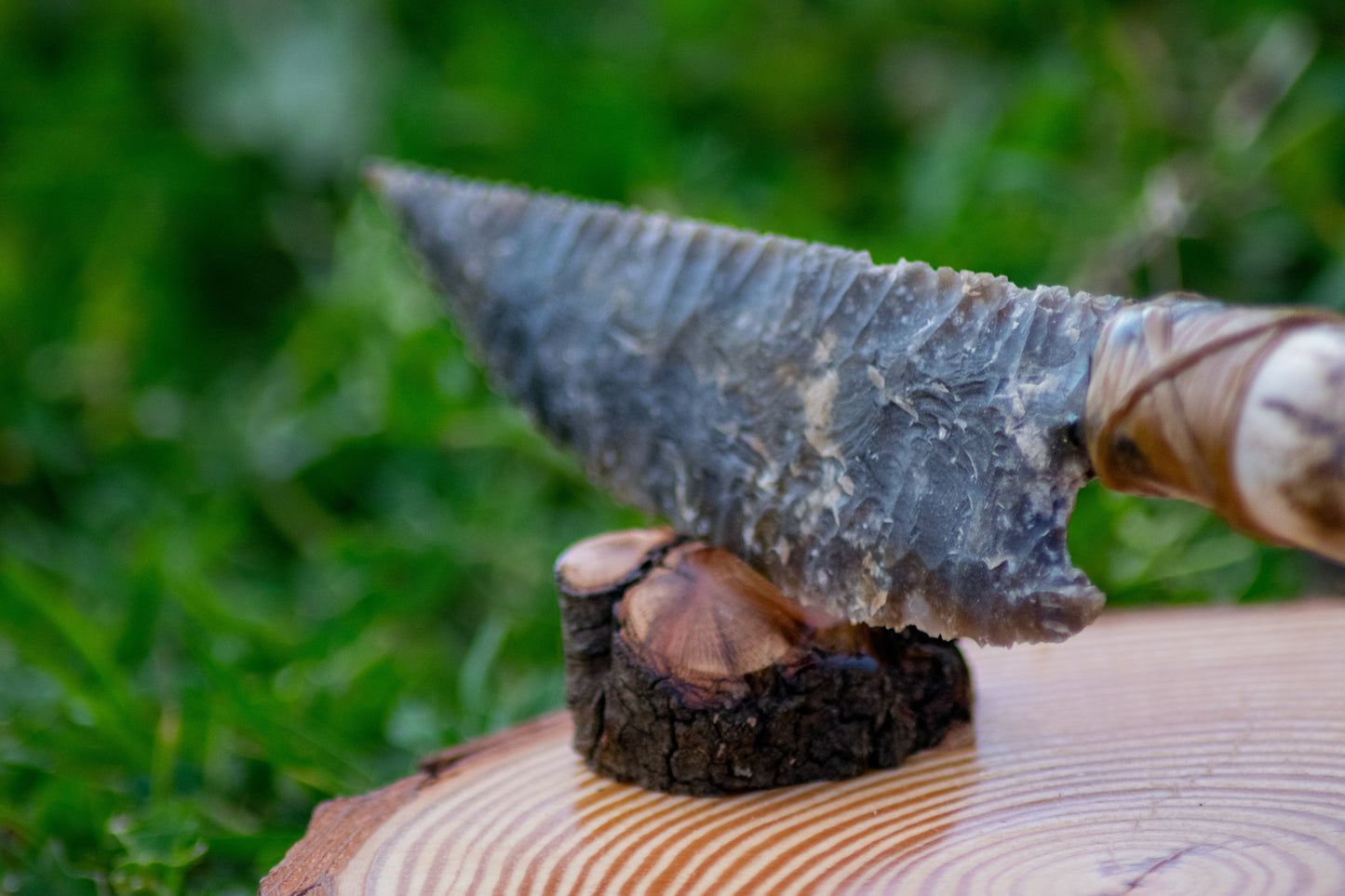 Bowman Lithics Signature Knife #009 – Charmouth “Galaxy” English Flint Tanged Blade with Scottish Red Deer Antler Handle