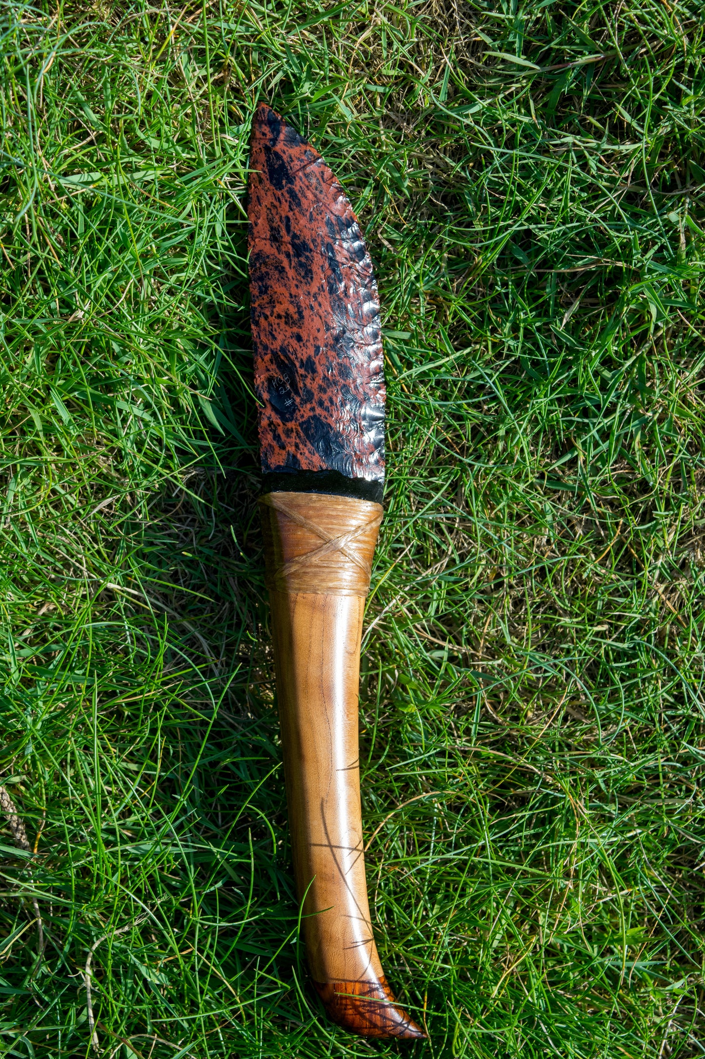 Bowman Lithics Signature Knife #018 – Mahogany Obsidian with Wych Elm, Walnut & Cocobolo Handle
