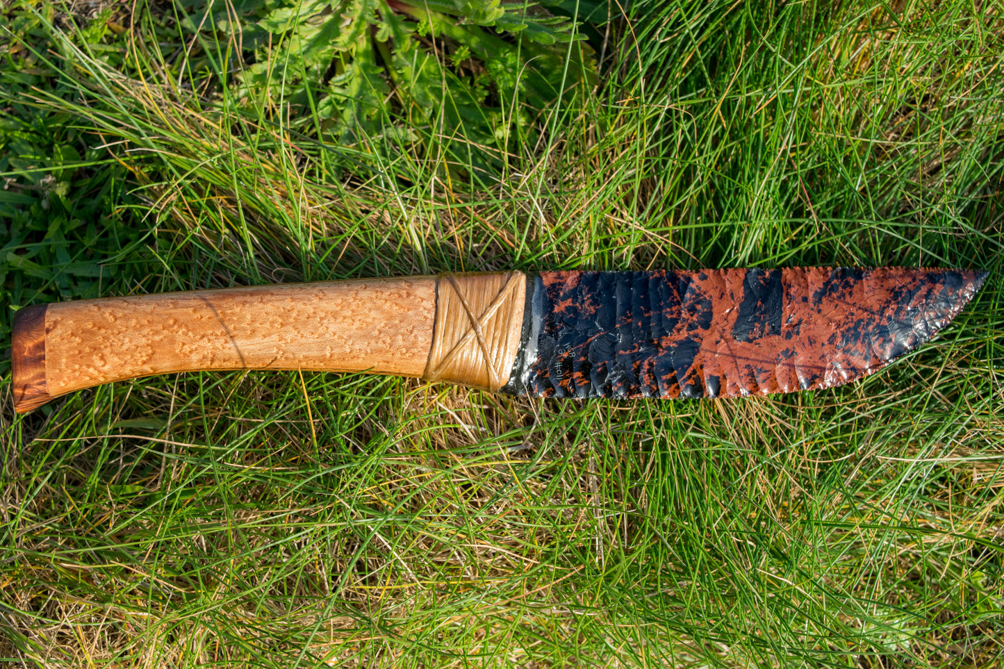 Bowman Lithics Signature Knife #011 – Oregon Mahogany Obsidian Straight Back Blade with Oak, Maple & Burl Handle