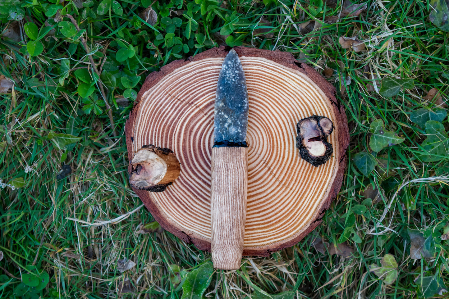 Iceman Dagger No.001 — English Charmouth “Galaxy” Flint & Figured Croatian Ash