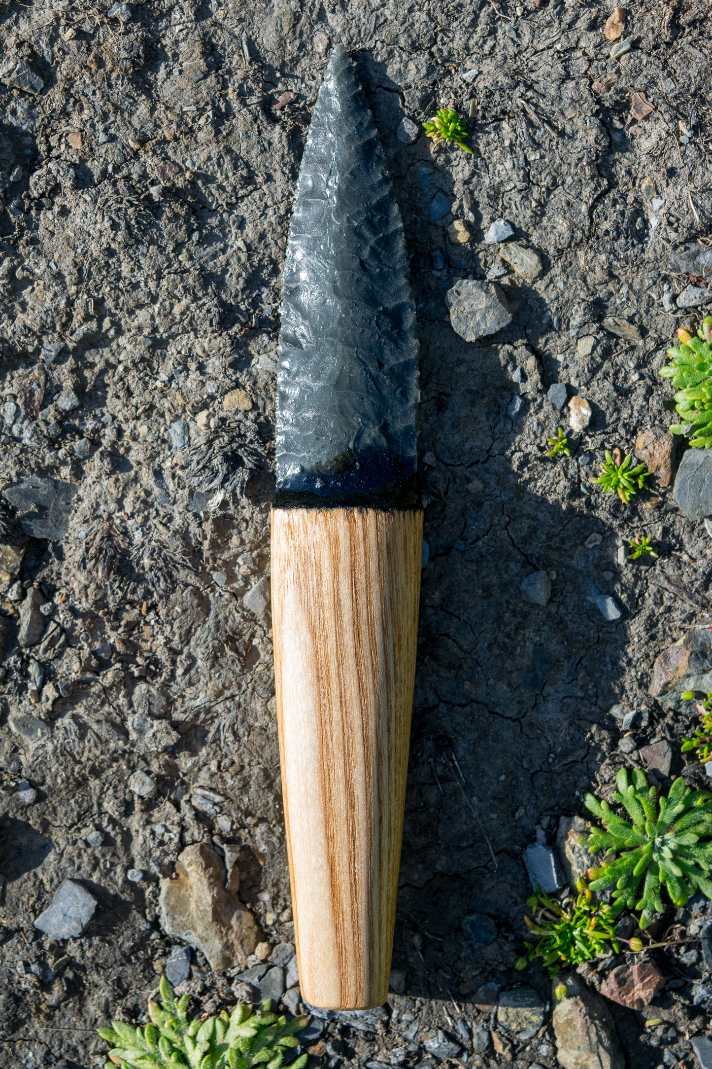 Iceman Dagger No.004 — Oregon Green Sheen Obsidian & English (Cornish) Olive Ash