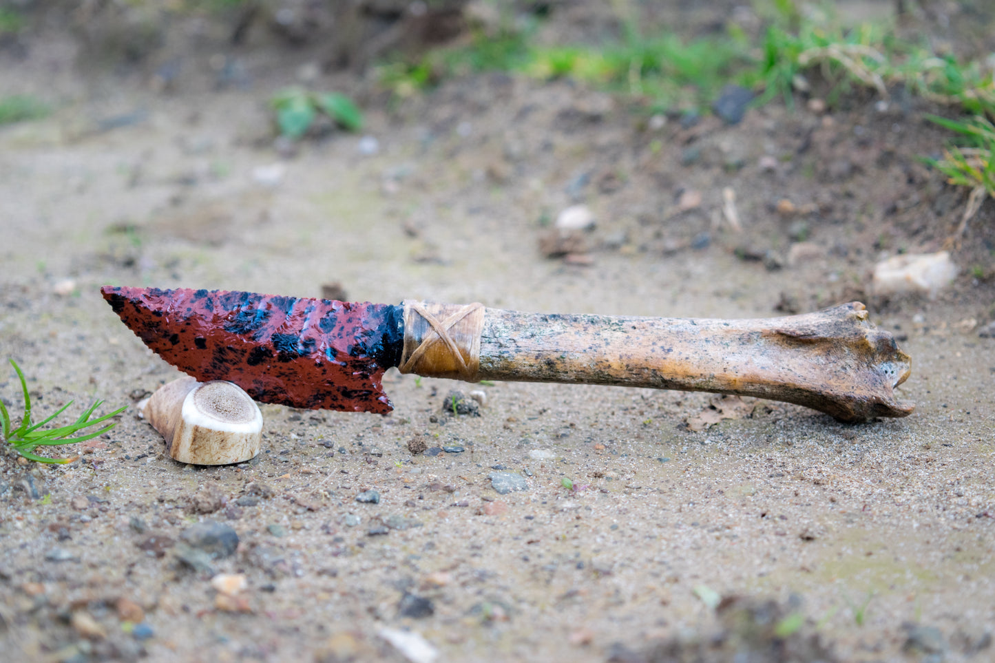 Bowman Lithics Signature Knife #008 – Mahogany Obsidian Tanged Blade with Sheep Leg Bone Handle