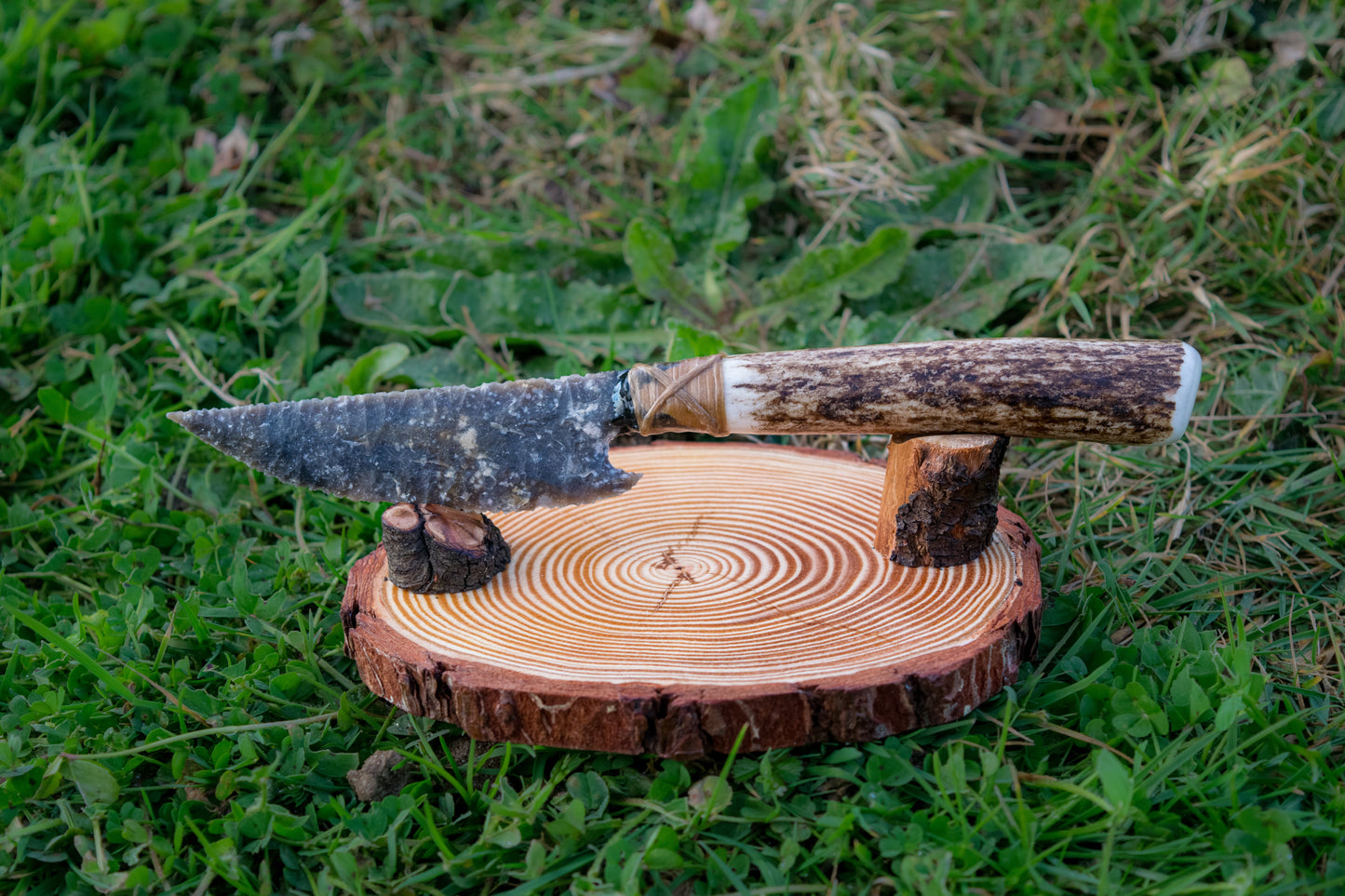 Bowman Lithics Signature Knife #009 – Charmouth “Galaxy” English Flint Tanged Blade with Scottish Red Deer Antler Handle
