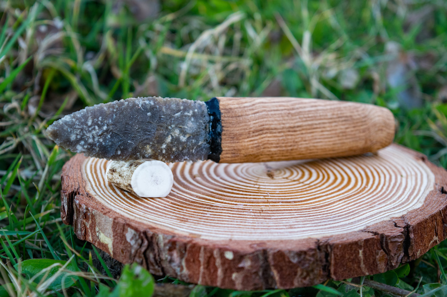 Iceman Dagger No.001 — English Charmouth “Galaxy” Flint & Figured Croatian Ash